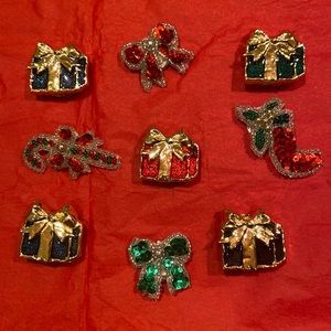 Glittery Retro Holiday Button Covers